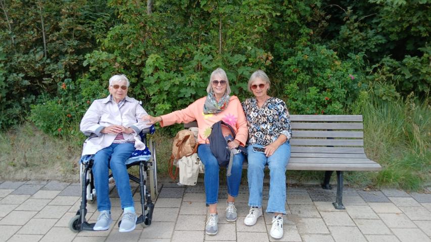 Rast auf einer Parkbank